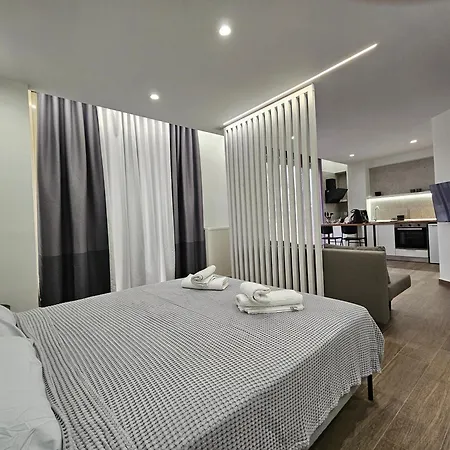 公寓 Cosy Penthouse In The City